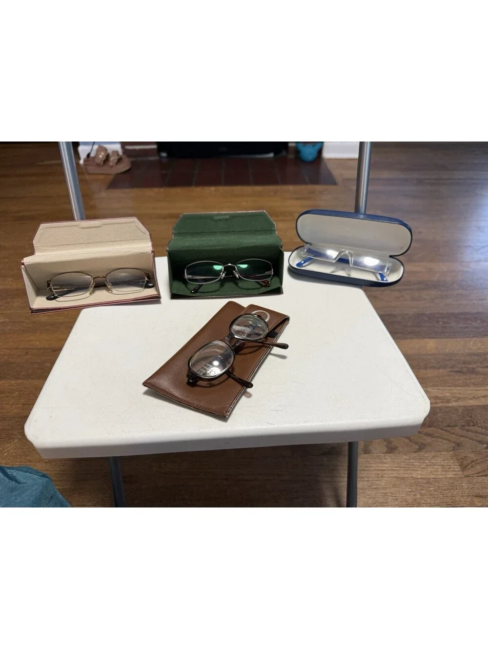 Lot of 4 reading glasses With Cases ,